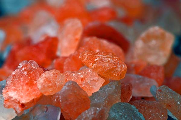 Himalayan salt is incorporated into various international cuisines by alfa salts
